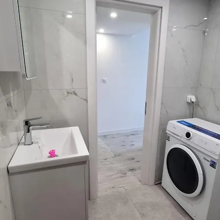 Apartment Near North *